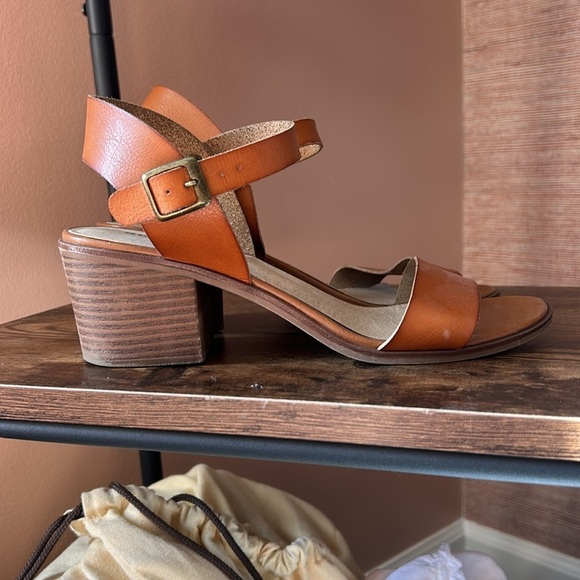 ROCK & CANDY | shoes size 8.5 brown sandals heels wedges - Picture 6 of 11